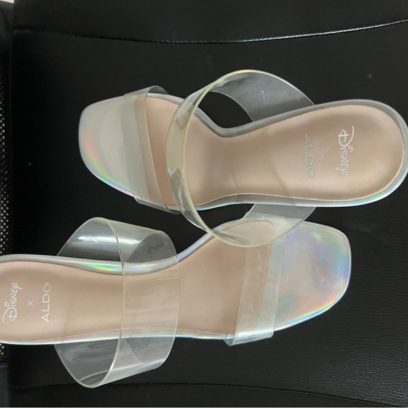 DISNEY X ALDO CINDERELLA COLLECTION - Picture 2 of 4